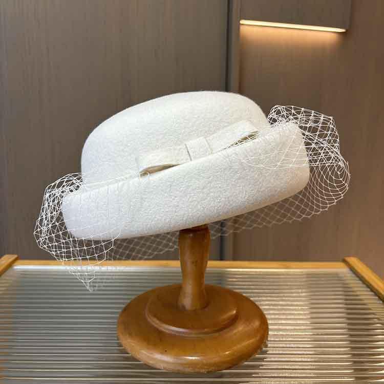 French Mesh Knot Wool Beret Women'S Autumn And Winter Fashion Dome Curled Top Hat Foreign Style Painter Hat