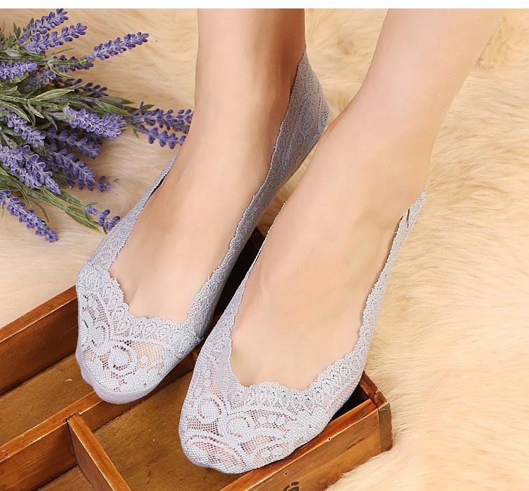 Korean Style Women's Low-Cut Silicone Non-Slip Lace Boat Socks - Breathable Mesh, Invisible Summer Design