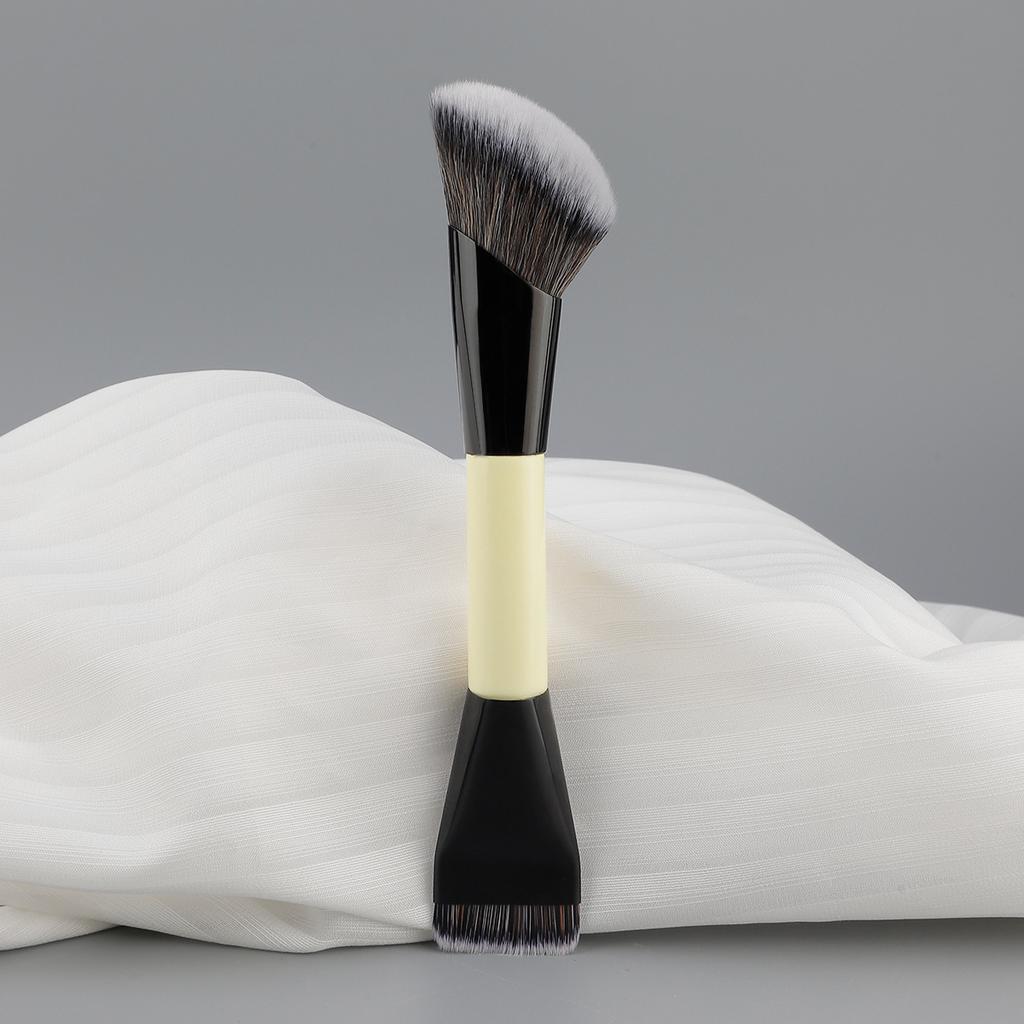 Hot Selling Portable Double Head Makeup Brush Foundation Brush Contour Brush Loose Powder Brush Grooming Brush Multifunctional Beauty Tool
