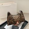 Stylish Leopard Print Shoulder Bag for Women Chic Animal Print Design, Zipper Closure Travel Bag Small Crossbody Bag