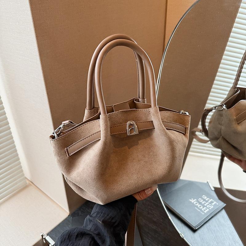 Today's Popular Bags, New Autumn and Winter Matte Niche Shoulder Bags, Versatile Messenger Bucket Bags