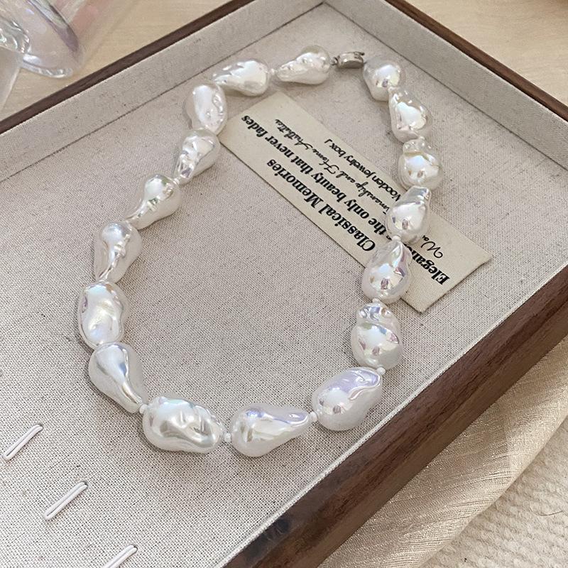 Französische mehrlagige Perlen-Schlüsselbeinkette - Luxuriöses, modisches und vielseitiges Design für Frauen