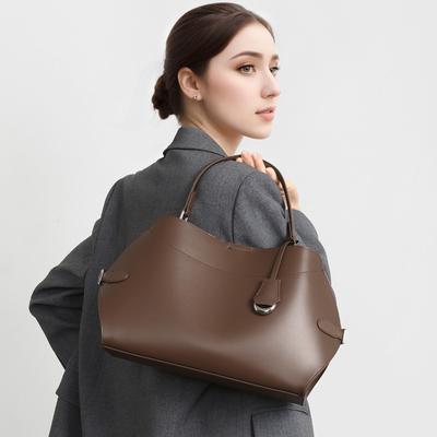 Lederschultertasche neue Damen-Nische High-End-Damentasche Büroangestellte große Kapazität Damen-Pendler-Handtasche