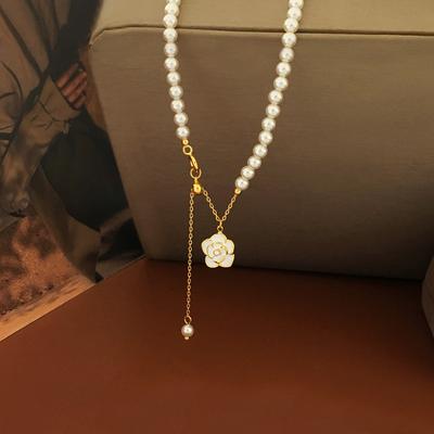 Oil Drop Flower Pearl Pendant Necklace Light Luxury Retro Temperament Collarbone Chain Fashionable Versatile High-end Jewelry