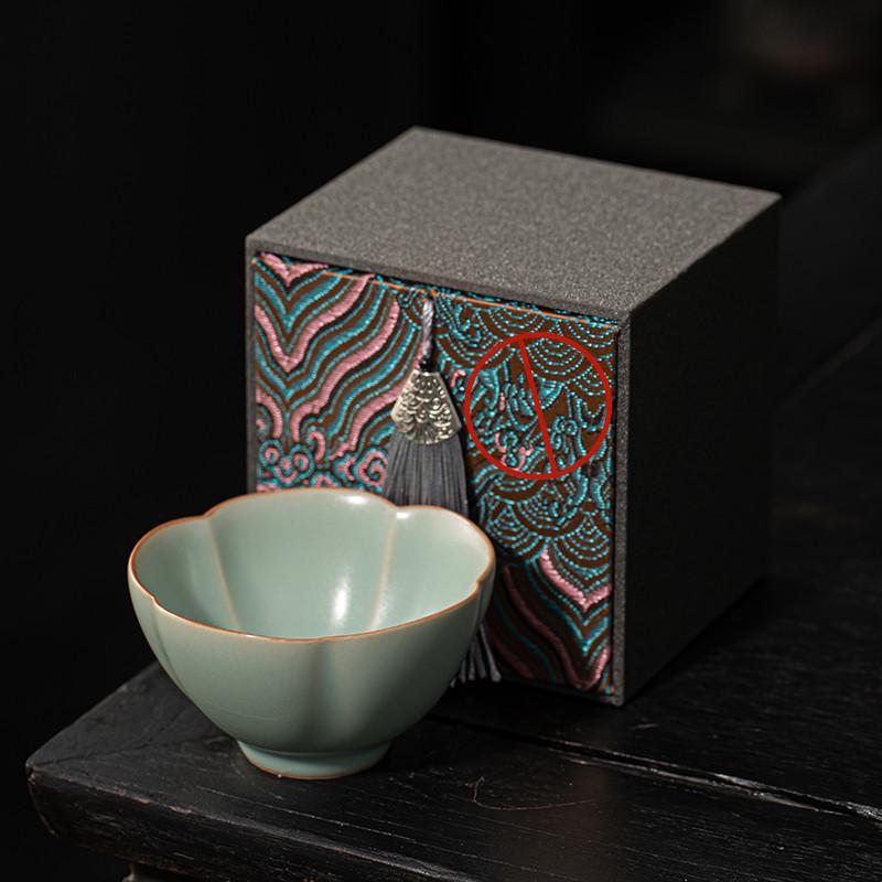 Ru Kiln Sky Blue Crackle Ceramic Tea Cup - Single Tea Tasting Bowl with High-End Gift Packaging