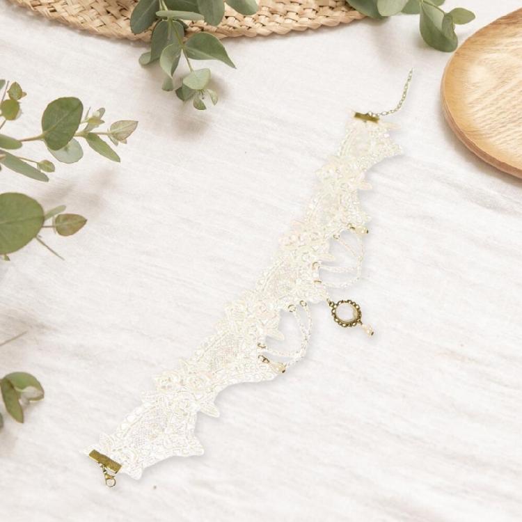 Sophisticated White Lace Necklace Elegant White Lace Neck Chain Accessory with Statement Jewelry Pendant for Women