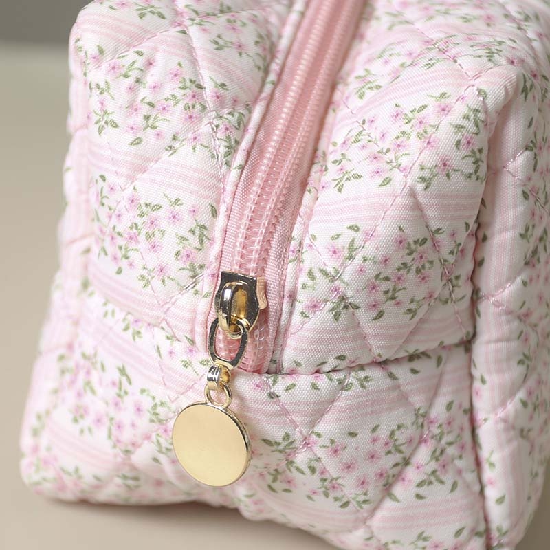 WTEMPO Floral Printed Quilted Makeup Bags Outdoor Travel Cosmetics & Skincare Products Zipper Bags Large Capacity Portable Soft Storage Bags