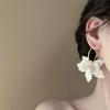 Silver Needle Flower Resin Earrings Niche Fashion Versatile Earrings Literary Temperament Light Luxury Small Fresh Earrings Women