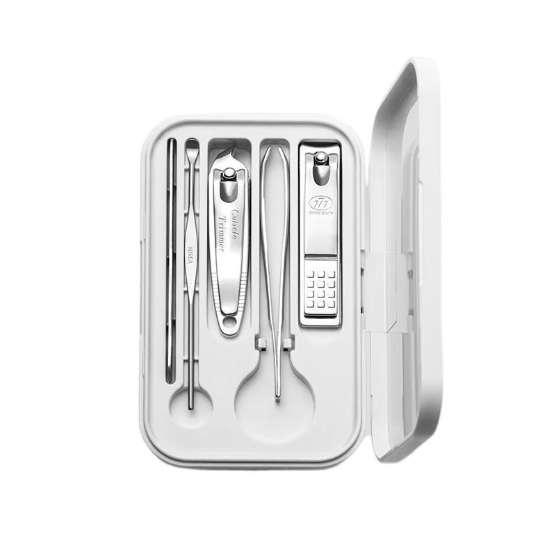 THREE SEVEN 5-Piece Nail Care Set