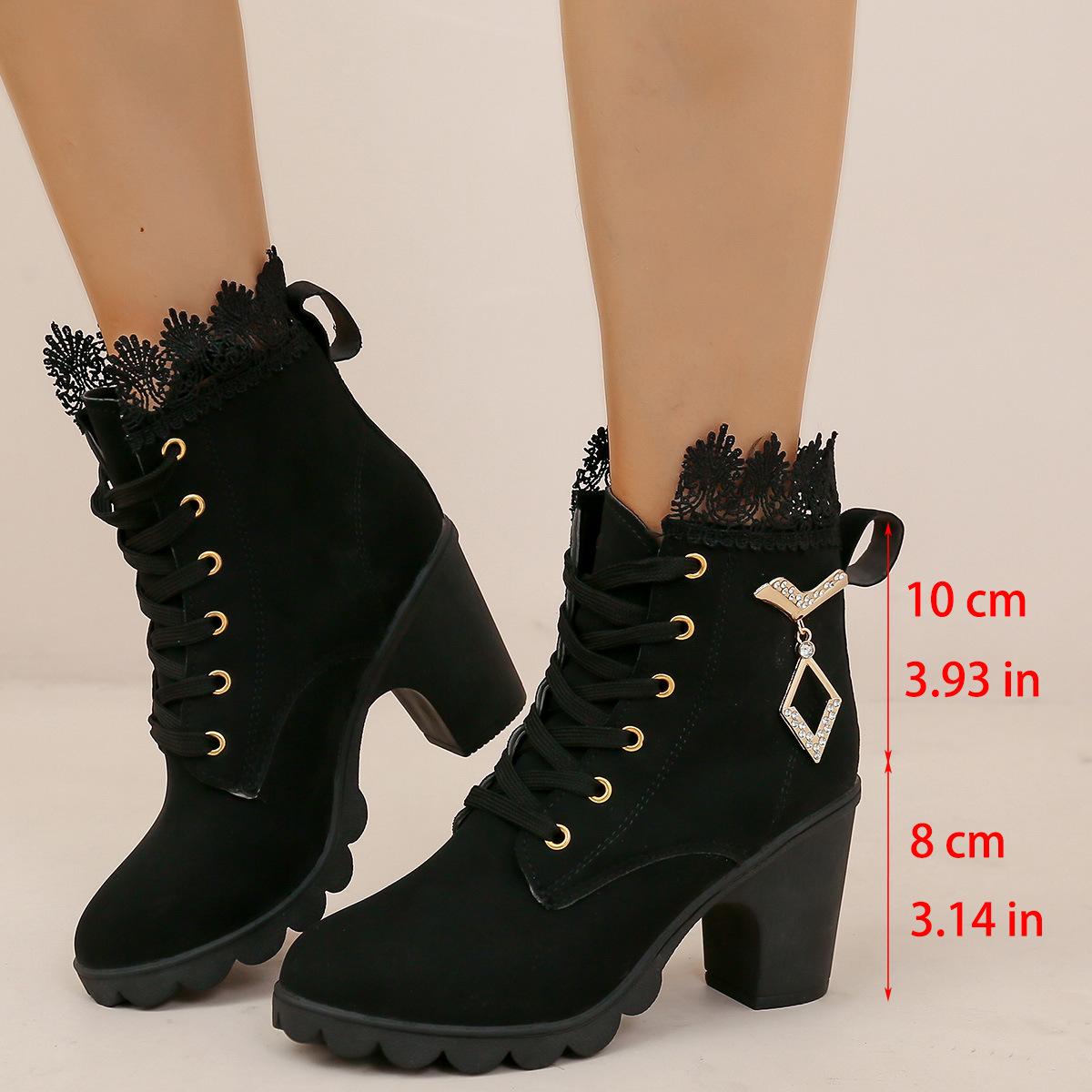 

Ботинки Мартин большого размера женские осенне-зимние новые на толстом каблуке одинарные ботинки на шнуровке короткие на высоком каблуке рыцарские ботинки 42 чёрный