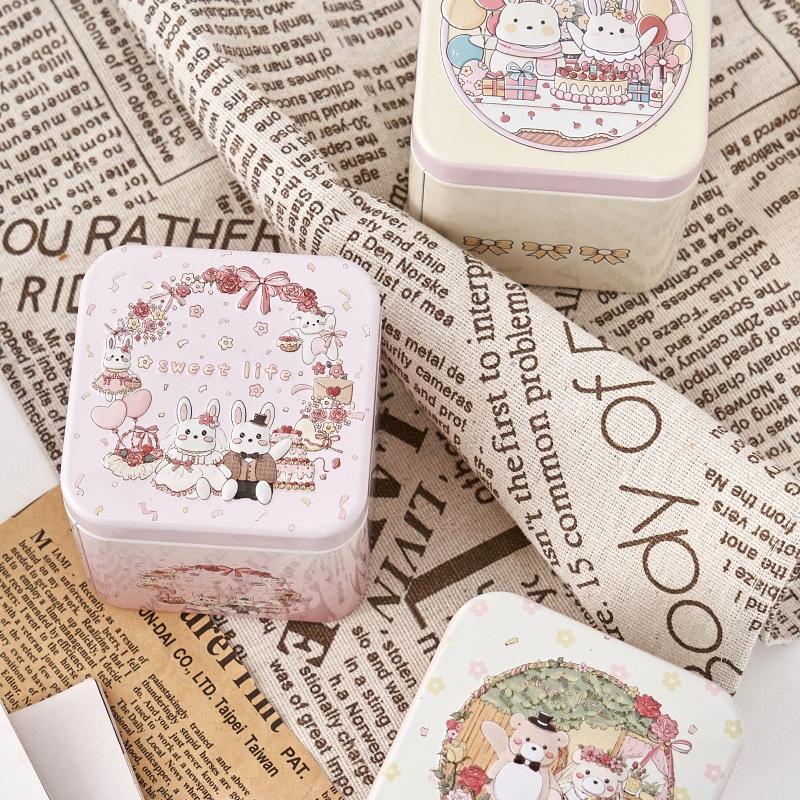 Candy Box Cartoon Bear Rabbit Pattern Good Sealing Vintage Gift Giving Portable Easter Cookie Gift Tins For Holiday