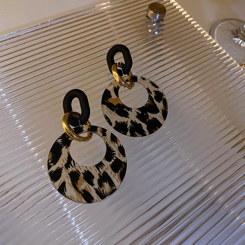 Retro Exaggerated Acrylic Earrings Korean Version Geometric Rhombus Long Earrings Fashion Temperament New Earrings Women