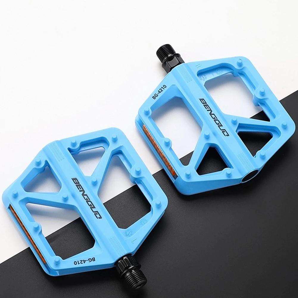 Double DU Bearing Nylon Bicycle Pedals with Reflector Ultralight Bike Pedals Waterproof Cycling Safety Pedals Bike Accessories