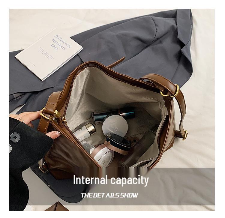 2025 Retro mattierte große Damen-Herbst/Winter-Tragetasche Rucksack