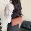 Trendige schicke Umhängetasche Frühjahr 2023 Neue modische einfache Umhängetasche Retro lässige kleine quadratische Crossbody-Tasche