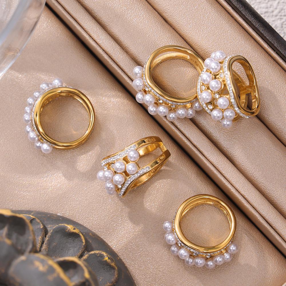 Simple Luxury Pearl & Zircon Titanium Ring with Japanese-Korean Style - Trendy and Versatile Design