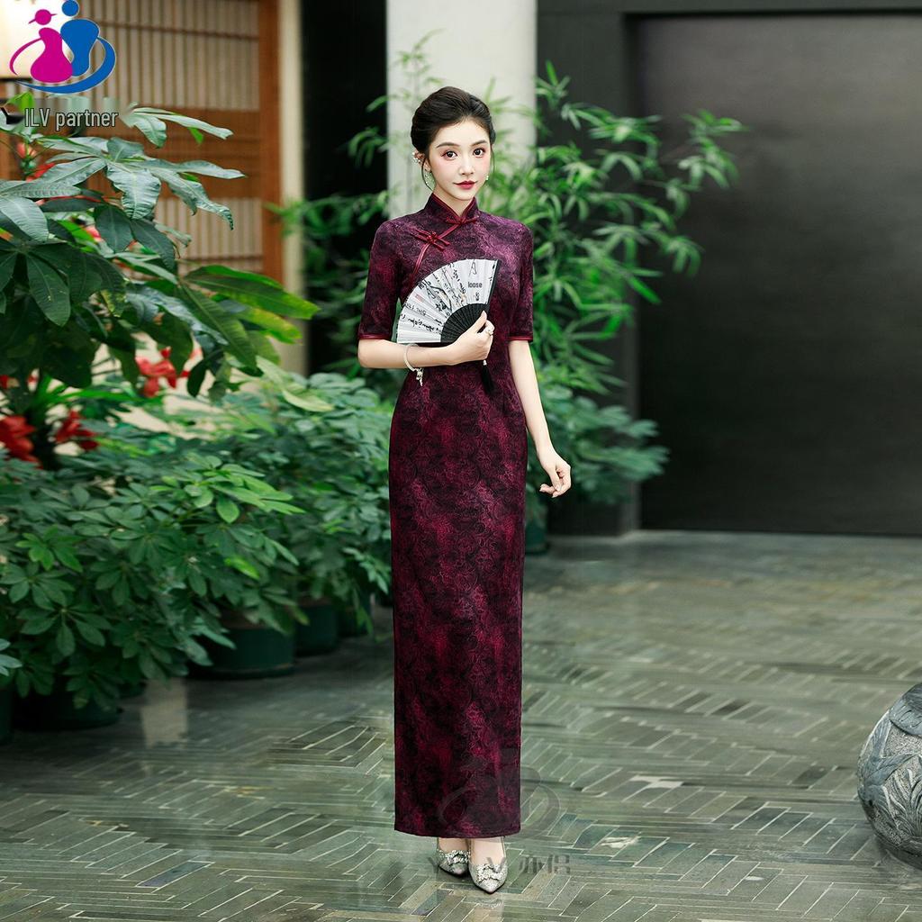 2025 Retro Plaid Chinese Cheongsam: Stylish Slimming Design for Daily Wear & Performances