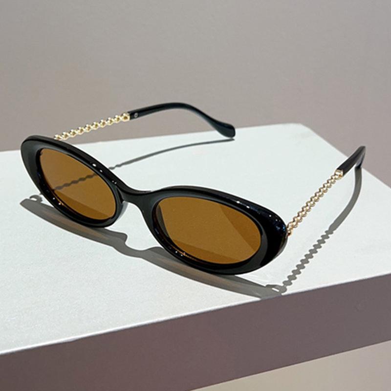 

Luxury Brand Designer Small Frame Oval Sunglasses Women For Men Vintage Fashion Sun Glasses Trendy Punk Metal Chain Shades UV400