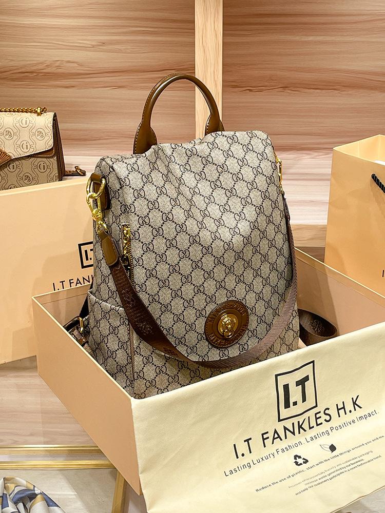 Women's New Leather High-end Lightweight Travel Bag, Fashionable Large Capacity Travel Backpack