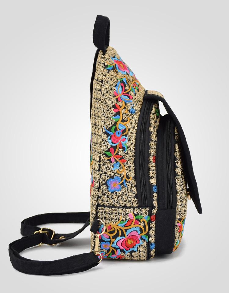 Zaino in Tela Ricamato Etnico dello Yunnan: Borsa da Viaggio Retro Multifunzionale per Ragazze