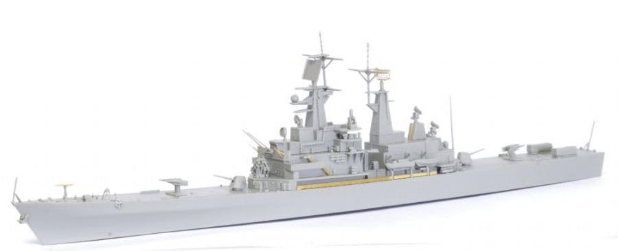 Platz Dragon Scale American Missile Cruiser USS Virginia Plastic Model Kit DR7090 1/700 (CGN-38) (Ship)