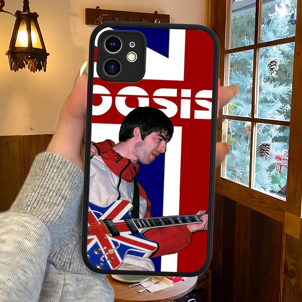 Classic Rock Band O-Oasis Phone Case For IPhone 16 15 14 11 12 13 Pro Max Plus 12 XS Max Back Cover Matte Case