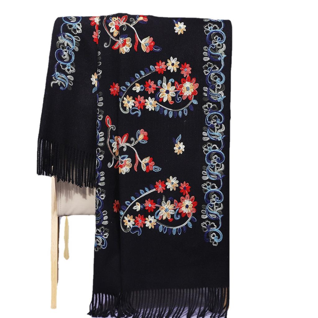 Yunnan Chinese-style embroidered scarf for women, autumn and winter ethnic style cashmere Suzhou embroidery, thickened and warm, dual-use shawl