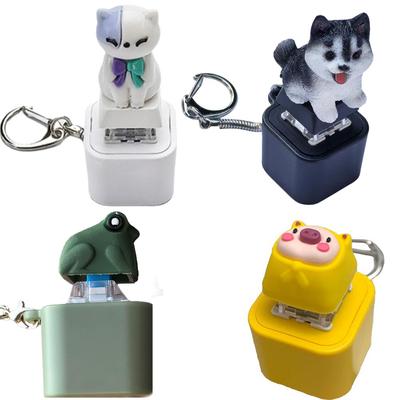 Zábavná klíčenka s kvákající žábou, dobíjecí klávesnice s žábou/prasátkem/psem a kočkou, fidget clicker zvukem s LED diodou pro úlevu od stresu