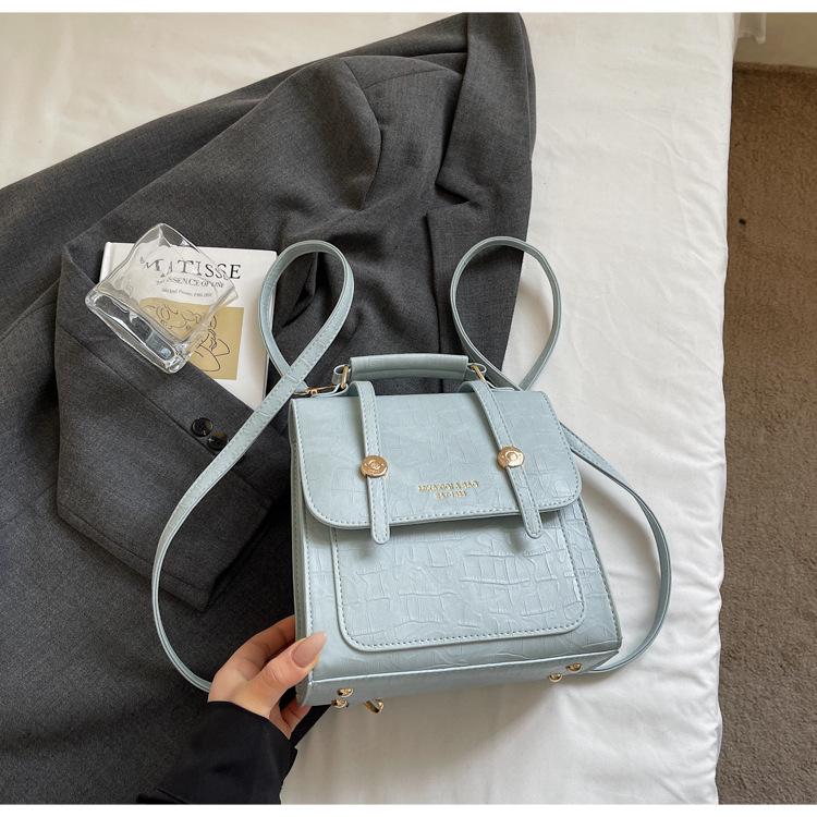 

Иностранный стиль 2025 передовой сенсорный рюкзак в стиле кэжуал для колледжа, женская сумка, простой универсальный рюкзак для отдыха и путешествий