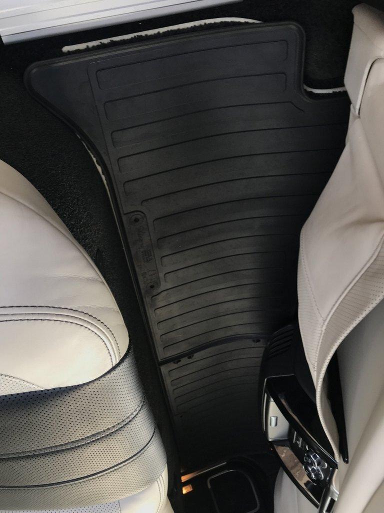 Rubber Mats (4 Pcs, Stingray Premium) for Volvo XC70 2007-2013