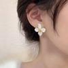 Fashion Korean Women Retro White Flower Earrings Sweet Metal Delicate Stud Earrings for Female Zircon Party Jewelry Accessories