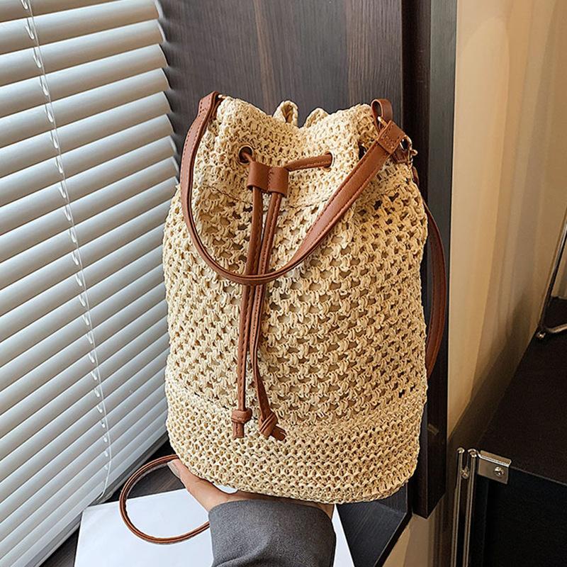 Yaz Örgülü Hasır Kova Çanta Kadınlar Için Basit İpli Plaj Omuz Crossbody Çanta