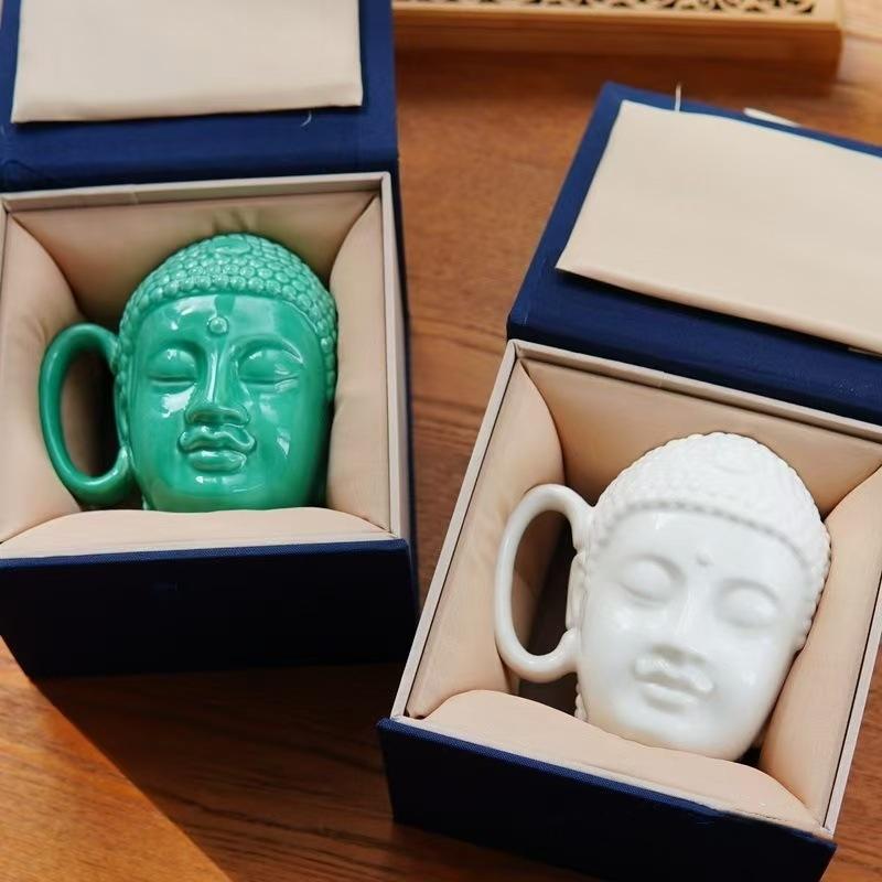 Caneca de Café Cerâmica Escultura Buda Budista Caneca de Leite Caneca com Alça Coberta Avatar de Personagem Retrato de Simulação
