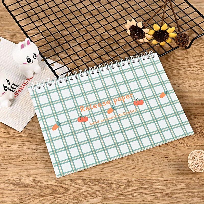 Organizuj i ponownie wykorzystuj swoje naklejki dzięki temu wielorazowemu albumowi z kolekcją naklejek!