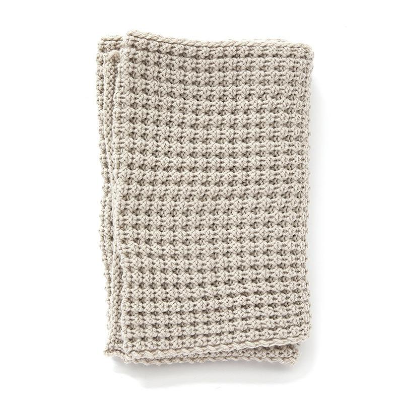 Hot-selling new high-end women's versatile solid-color scarf autumn and winter monochrome knitted scarf