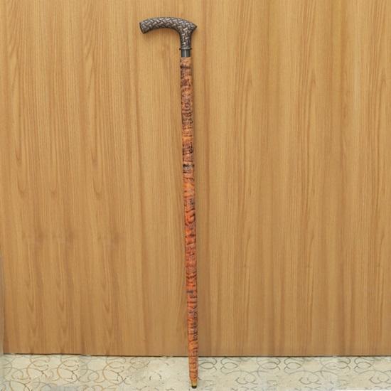 Baston cu Mâner Îmbrăcat în Piele cu Model Floral