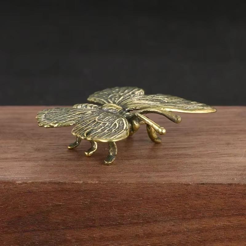 Vintage Brass Butterfly Ornaments Metal Insect Tea Ceremony Tea Pet Crafts Home Decoration Butterfly Statue Ornaments Wholesale