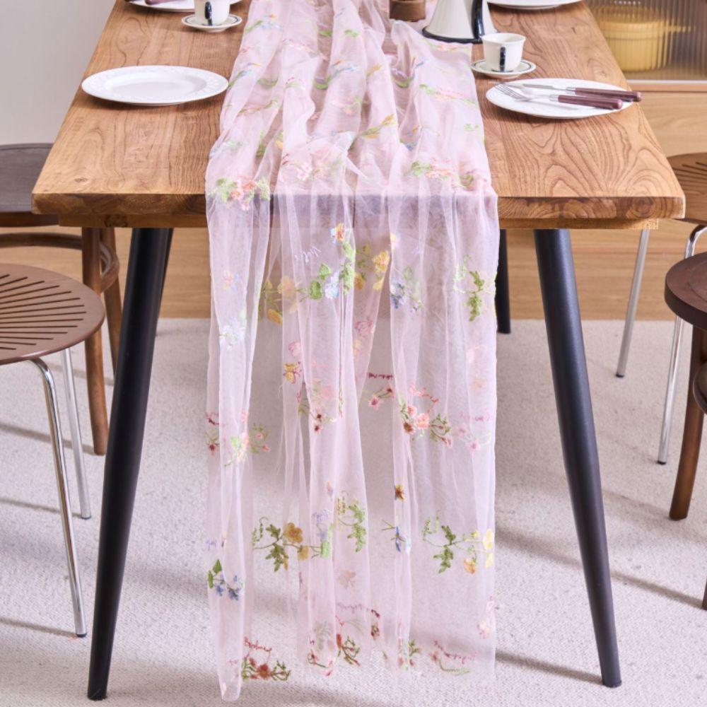 French Pastoral Style Embroidered Flower Lace Table Runner Long Strip Romantic Table Cover Retro Breathable Table Linen Party