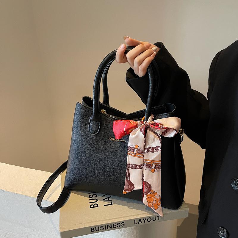Autumn and winter high-end fashion silk scarf contrasting color temperament handbag shoulder messenger women's bag