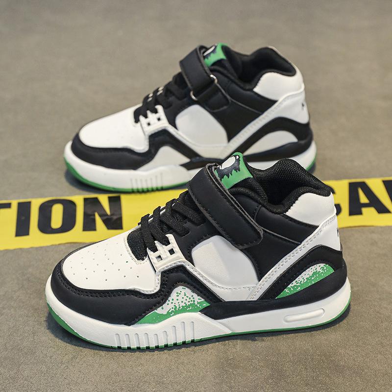 

Soft-soled boys high-top board shoes boys shoes 2025 new autumn and winter children s sports and leisure shoes youth trendy shoes 30