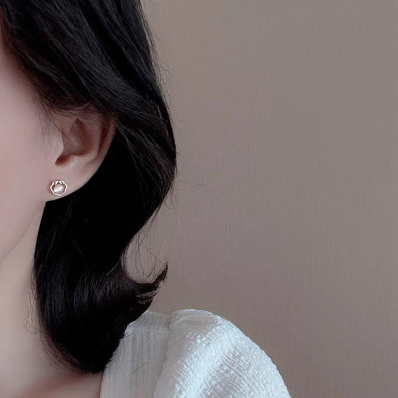 2023 Cat's Eye Longevity Lock Stud Earrings: High-End, Trendy Design for Women