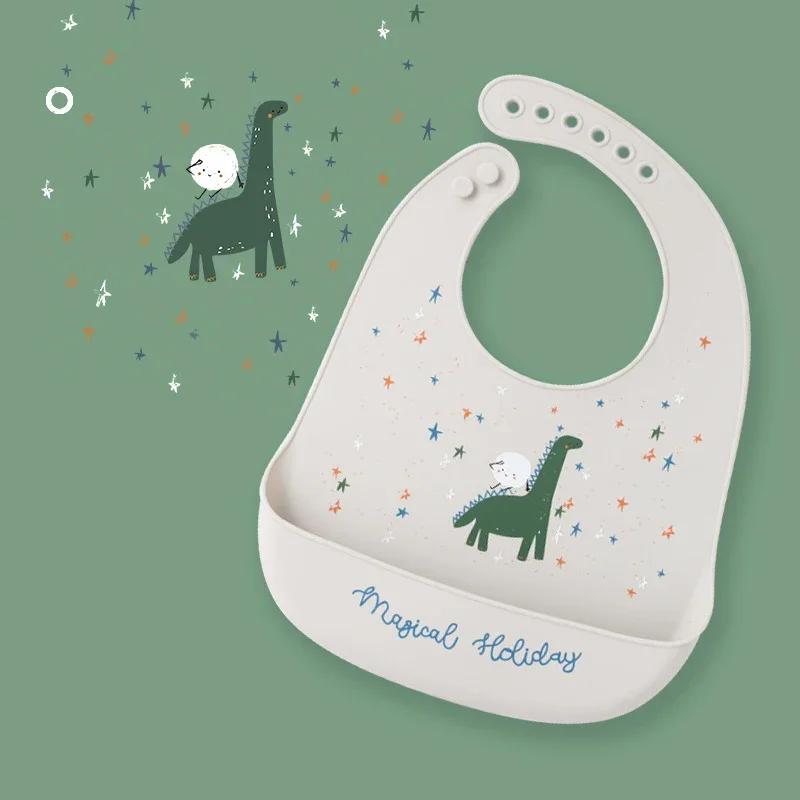 Baberos de silicona suave para bebés, artículos para niños y niñas, baberos impermeables para alimentación de bebés recién nacidos, delantales de dibujos animados, baberos para niños pequeños, paños para eructar, pañuelos