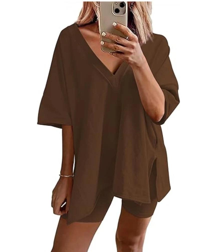 

Women s V-Neck Loose Fit Short Sleeve Top & Matching Shorts Set, 6 Color Options XL коричневий