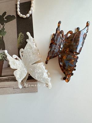 French Fashion Fairy Like Butterfly Clip Hair Claw Crab Simple, High-end Feeling  Shark Clip, Hair Clip, Hair Accessory