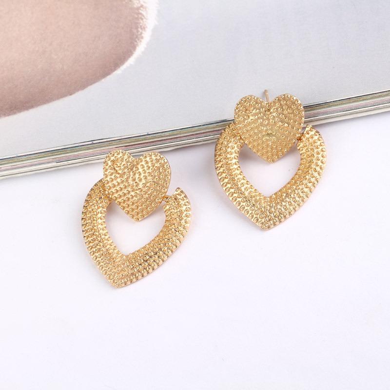 New Women's Fashion Love Heart-shaped Earrings Metal Retro Hollow Double Heart Earrings Jewelry