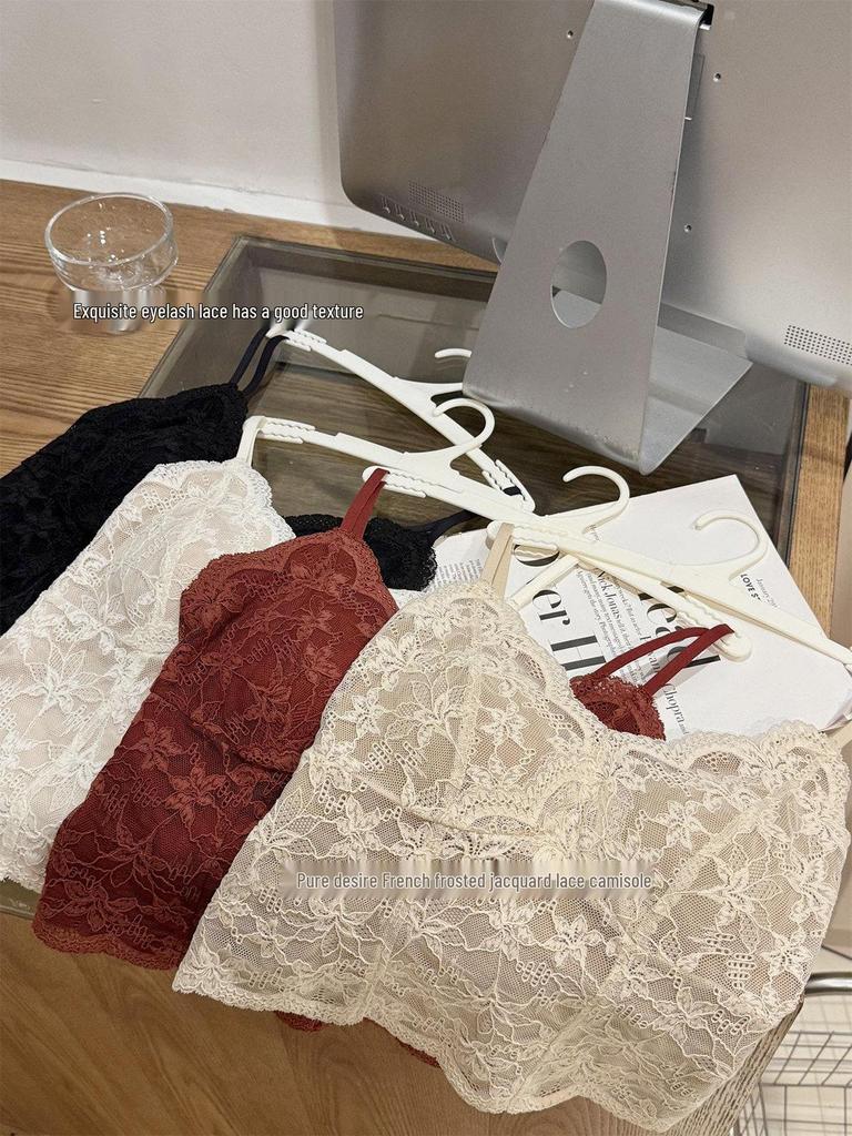 2026 French Lace V-Neck Camisole with Chest Pads - Slimming Beautiful Back Tank Top