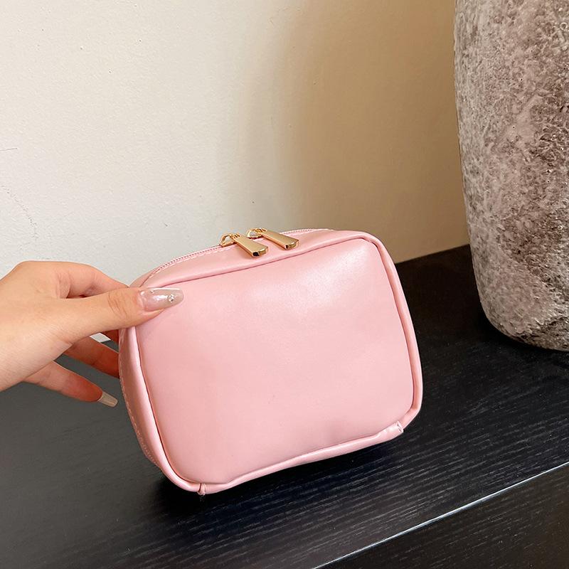 Fashion PU Leather Tote Women Large Capacity Makeup Bag Portable Cute Ladies Cosmetic Toiletry Storage Pouch Handbag Zipper Bag