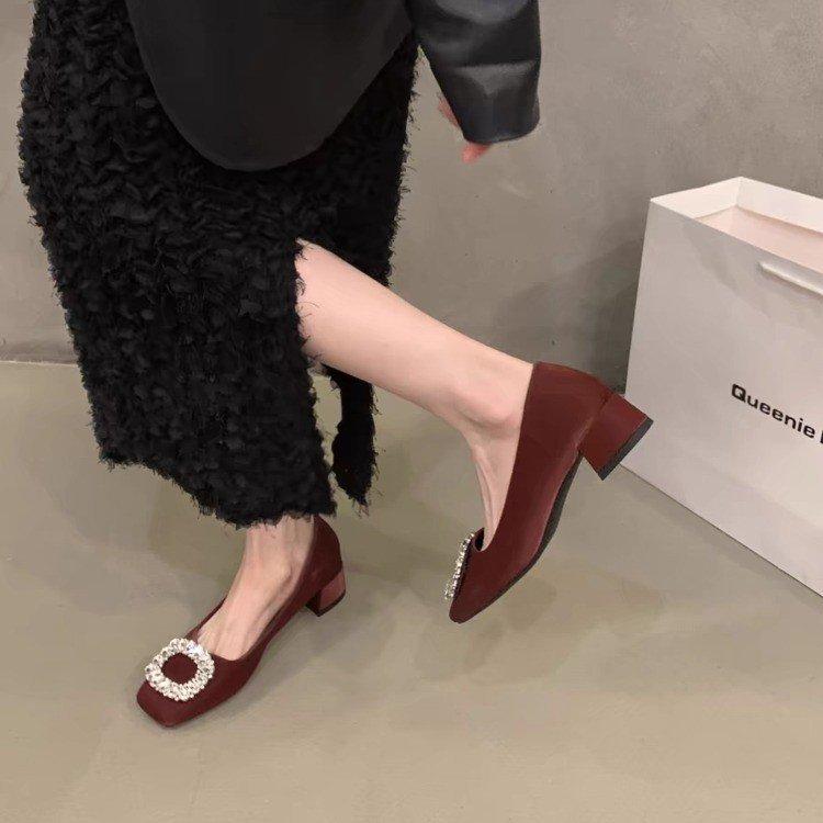 French Medium High Heel Black Square Head Rhinestone Single Shoes Women's Shoes 2025 New Autumn and Winter Red Wedding Shoes Evening Shoes
