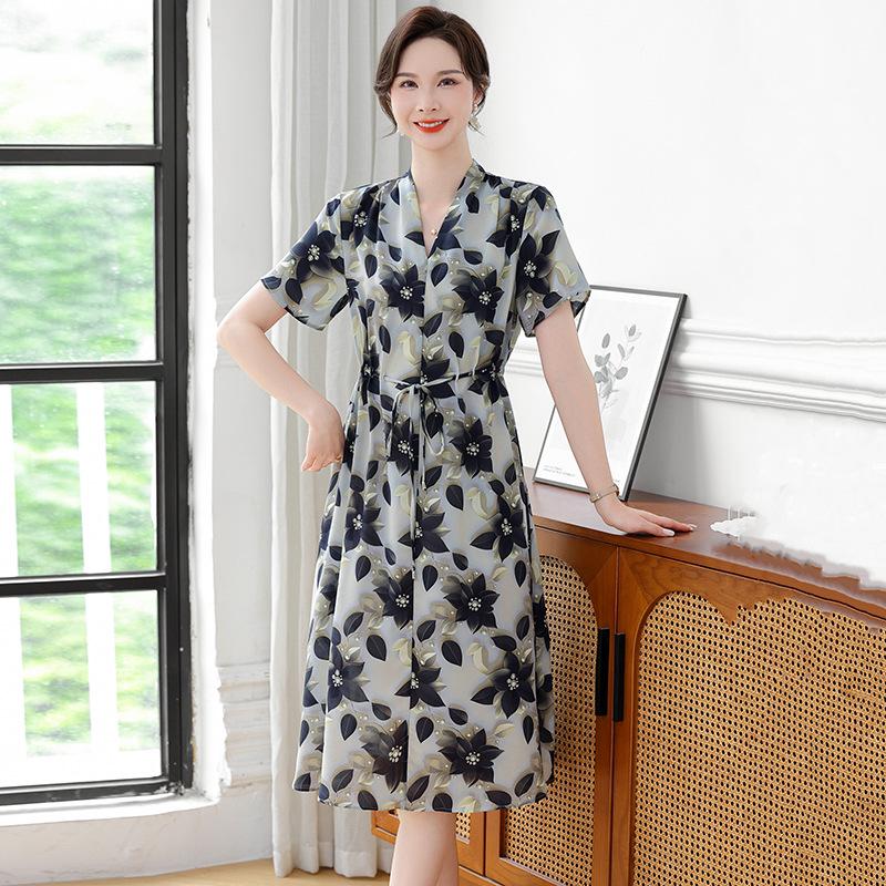 Mom s Floral Chiffon Summer Dress - Fashionable, Age-Reducing, Loose-Fit for Middle-Aged & Elderly Women, 2026 3XL