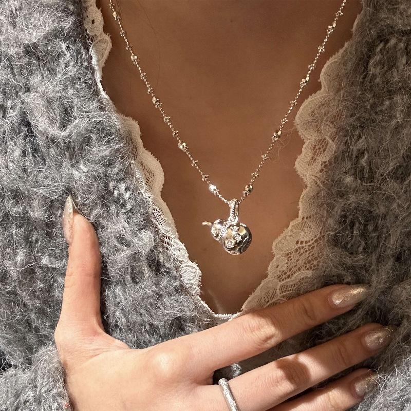 Light Luxury Full Diamond Luster Star Gourd Necklace Unique Pendant Design Exquisite Collar Chain Wedding Jewelry Gifts